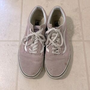 VANS Light Purple Low Top Shoes. USED/WORN Mens size 10 US